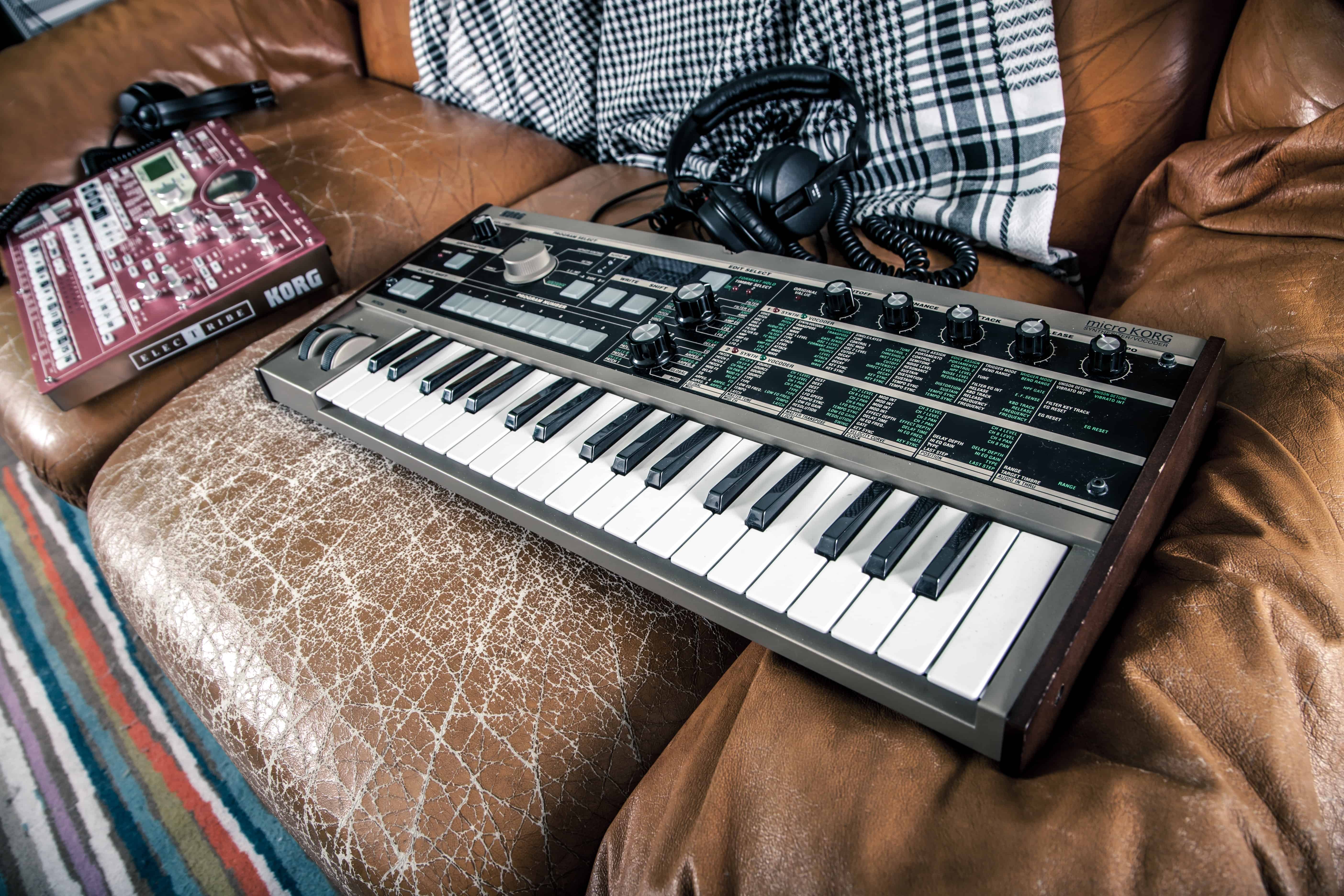 KORG MicroKORG Review | Evolution of the Best-Selling Synthesizer