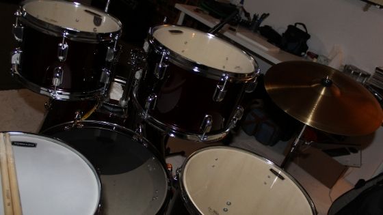 best acoustic drum kit for home recording - behind the scenes view of the mapex tornado