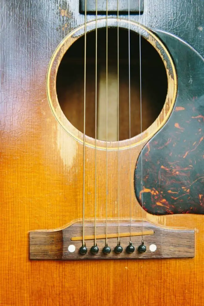 best way to record acoustic guitar at home - measuring your soundhole