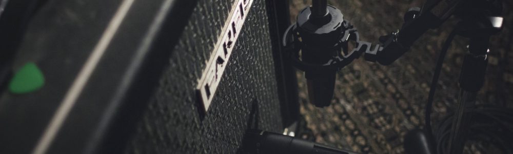 6 best microphones for recording electric guitar at home - decibel peak